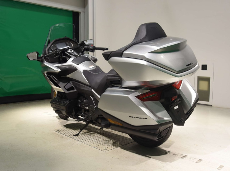 Мотоцикл Honda GL1800 TOUR D з пробігом 453 km з пробігом 453 km