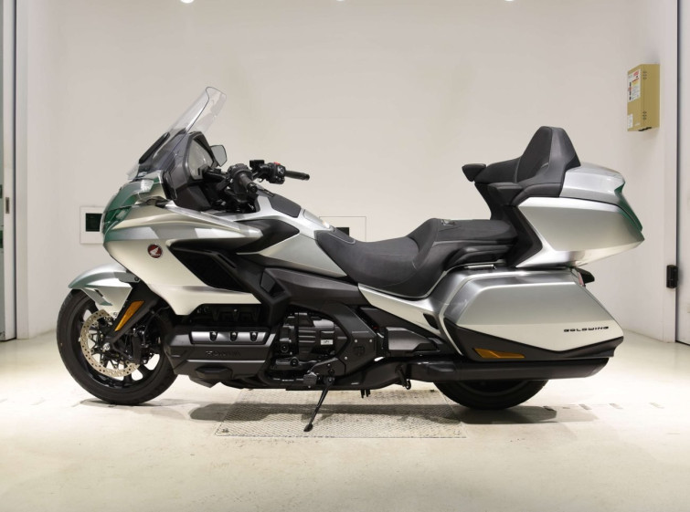 Мотоцикл Honda GL1800 TOUR D з пробігом 453 km з пробігом 453 km