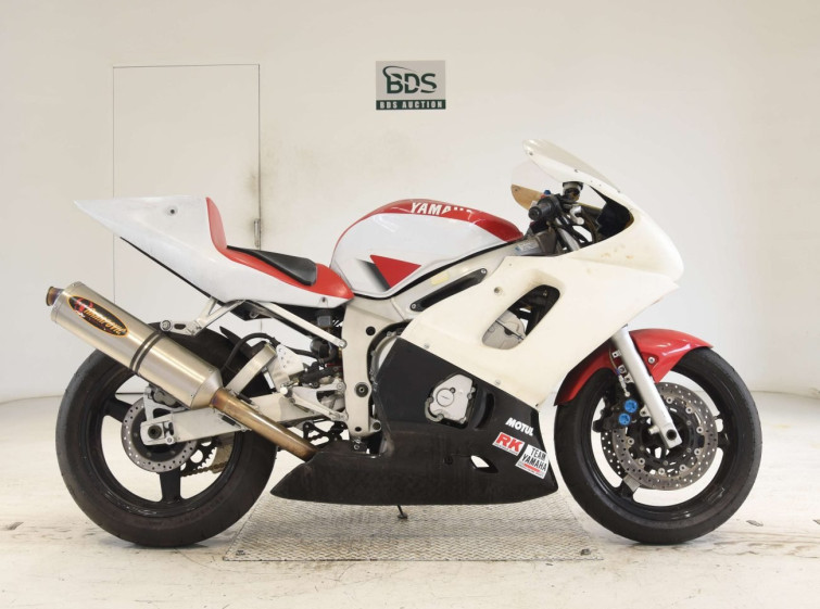 Мотоцикл Yamaha YZF-R6 з пробігом 4320 m