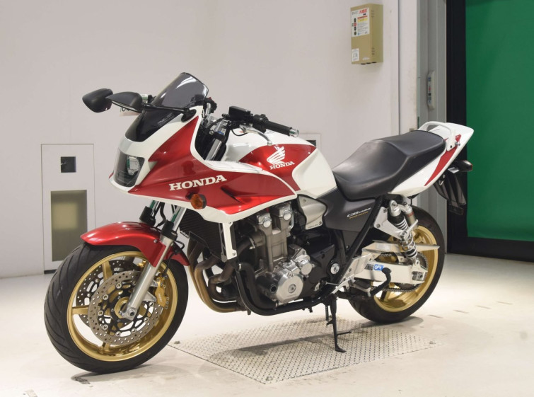 Мотоцикл Honda CB1300SF BOLDOR з пробігом 10241 km з пробігом 10241 km