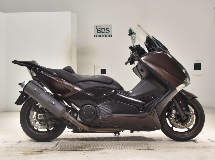 Мотоцикл Yamaha T-MAX530A с пробегом 67072 km с пробегом 67072 km