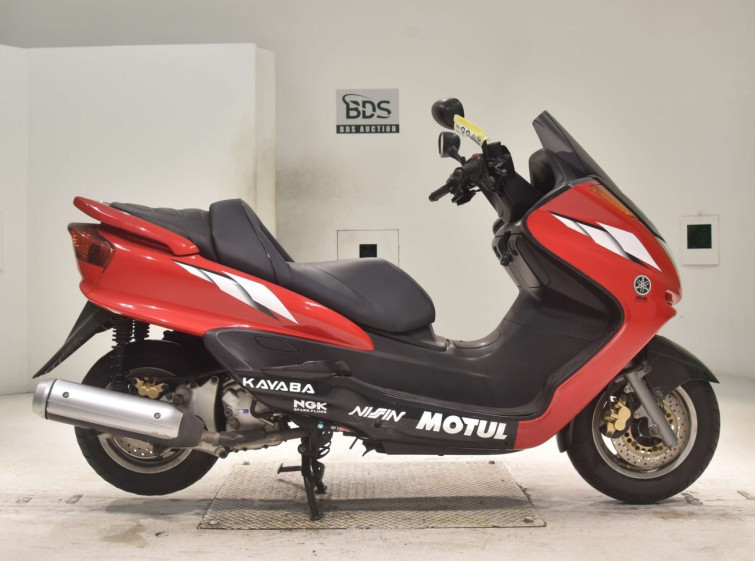 Мотоцикл Yamaha MAJESTY 250C з пробігом 32328 km