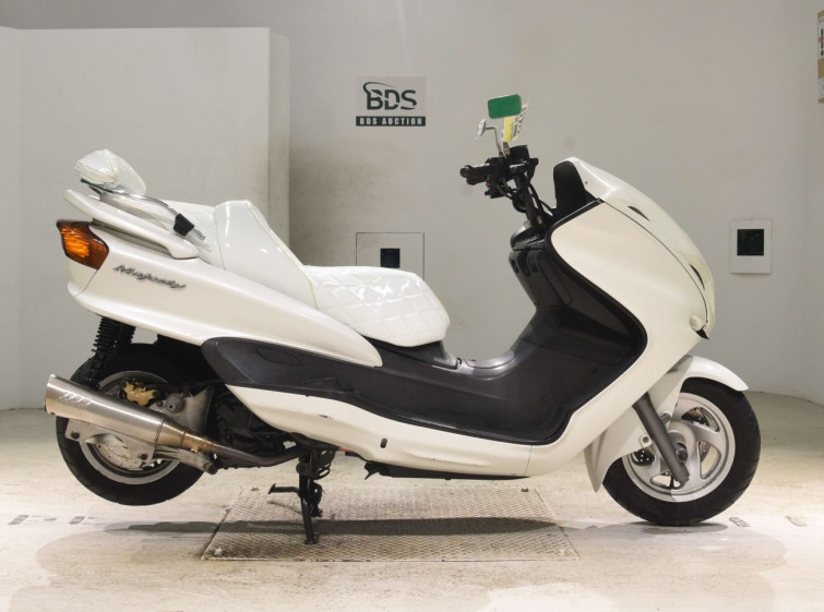 Мотоцикл Yamaha MAJESTY 250 с пробегом 21327 km