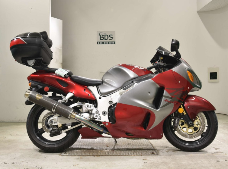 Мотоцикл Suzuki GSX1300R HAYABUSA с пробегом 10441 km