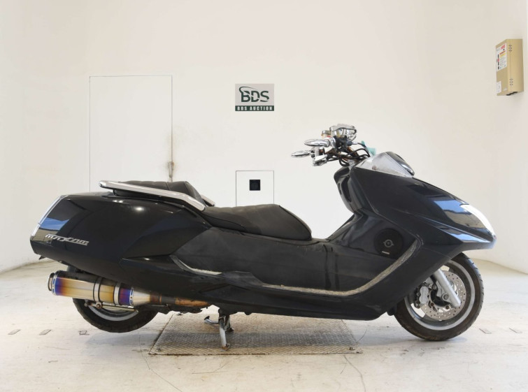 Мотоцикл Yamaha MAXAM250