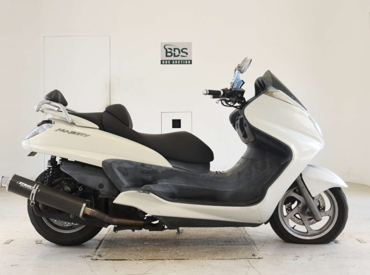 Мотоцикл Yamaha MAJESTY 250 з пробігом 72601 km