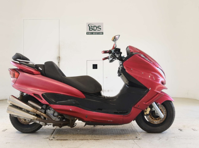 Мотоцикл Yamaha MAJESTY 250C