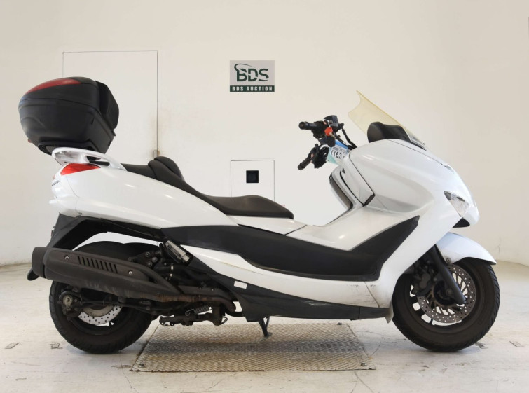 Мотоцикл Yamaha MAJESTY 250 с пробегом 72690 km