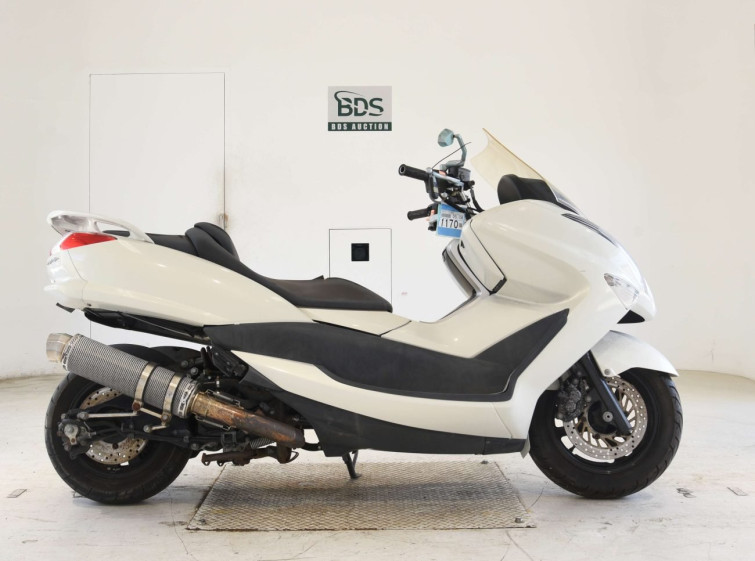 Мотоцикл Yamaha MAJESTY 250 с пробегом 13001 km