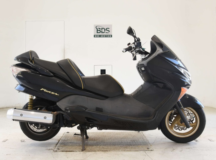 Мотоцикл Honda FORZA Z з пробігом 57210 km