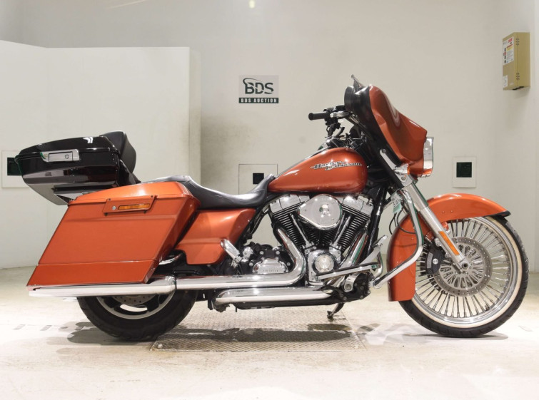 Мотоцикл HD SREET GLIDE FLHX1580 з пробігом 32343 km