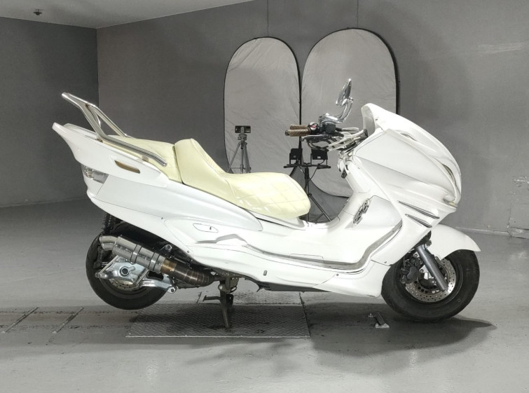 Мотоцикл Yamaha MAJESTY 250 с пробегом 46591 km