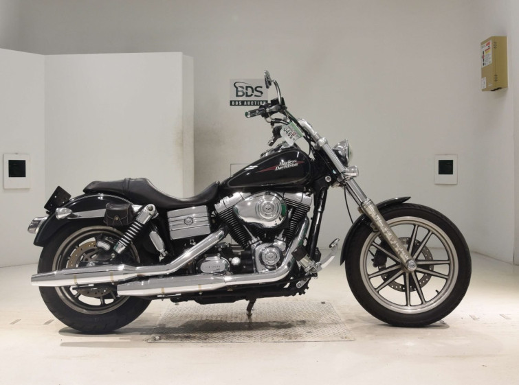 Мотоцикл HD LOW RIDER FXDL1580 з пробігом 43877 km з пробігом 43877 km
