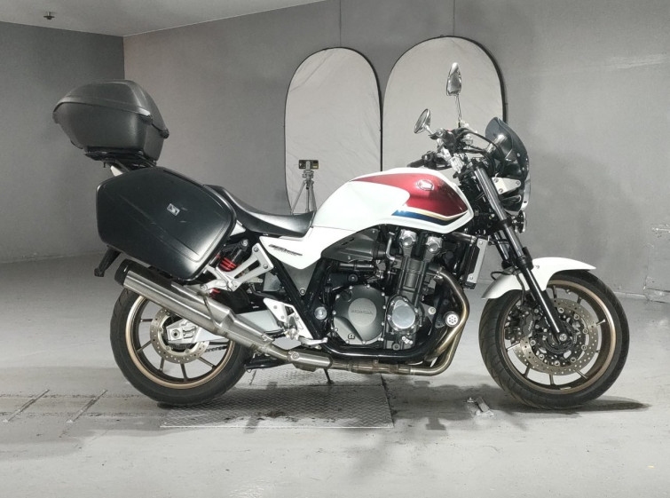 Мотоцикл Honda CB1300SF з пробігом 18611 km