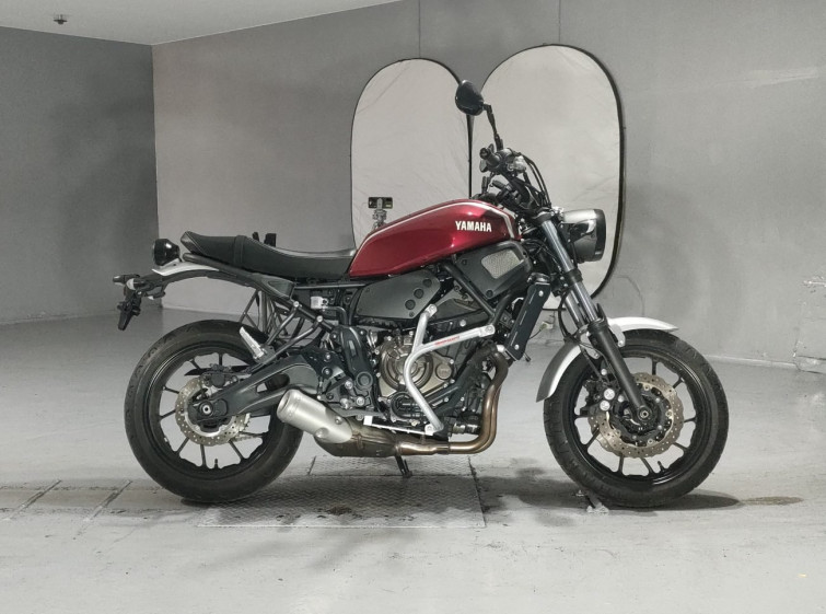 Мотоцикл Yamaha XSR700 с пробегом 821 km