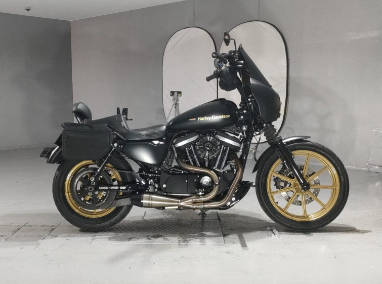 Мотоцикл HD SPORTSTER IRON XL883N с пробегом 10491 km