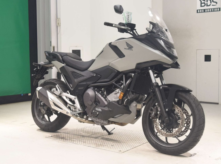 Мотоцикл Honda NC750XD с пробегом 1153 km с пробегом 1153 km