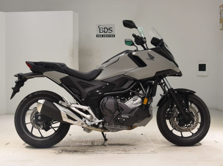 Мотоцикл Honda NC750XD с пробегом 1153 km с пробегом 1153 km