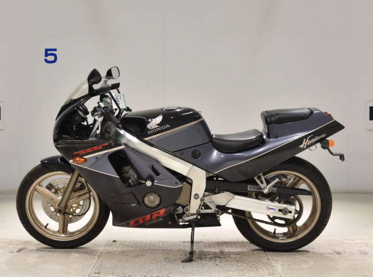 Мотоцикл Honda CBR250R з пробігом 13845 km з пробігом 13845 km