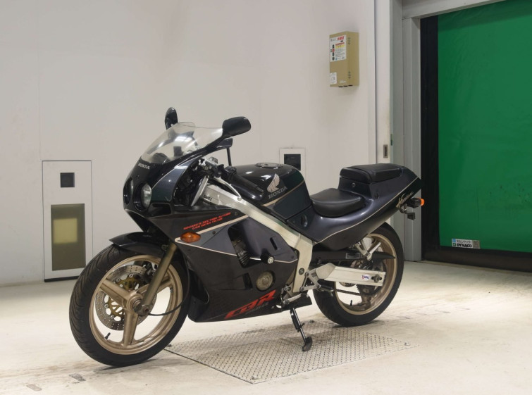 Мотоцикл Honda CBR250R з пробігом 13845 km з пробігом 13845 km