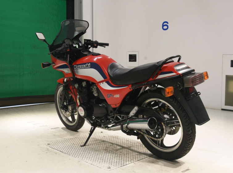 Мотоцикл Kawasaki GPZ400 з пробігом 59716 km з пробігом 59716 km