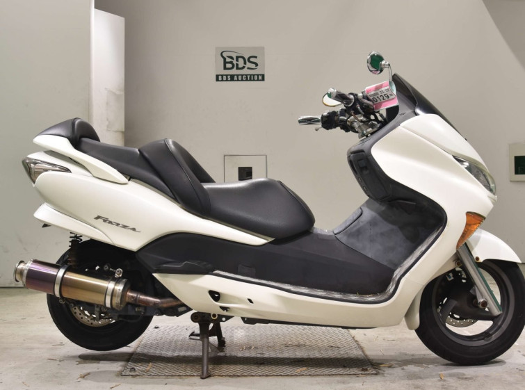 Мотоцикл Honda FORZA Z