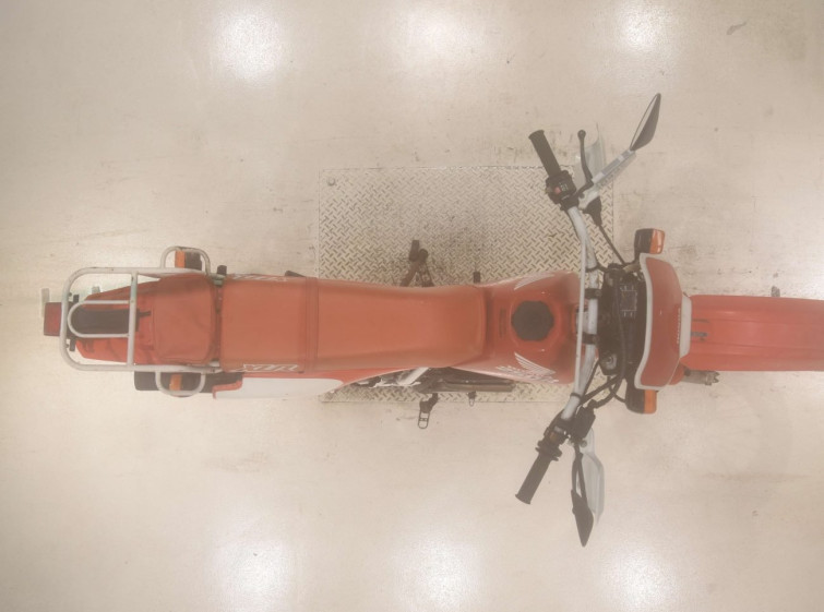 Мотоцикл Honda XLR250R з пробігом 6401 km з пробігом 6401 km