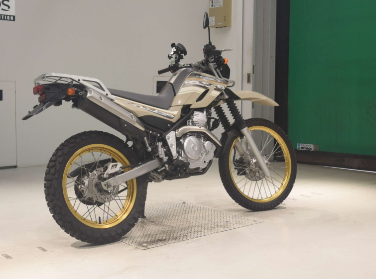 Мотоцикл Yamaha SEROW XT250 с пробегом 14262 km с пробегом 14262 km