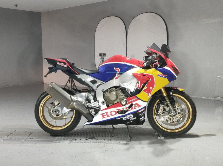 Мотоцикл Honda CBR1000RR с пробегом 60546 km