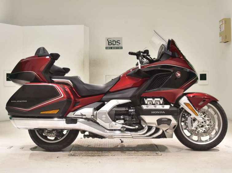 Мотоцикл Honda GL1800 TOUR D с пробегом 21079 km