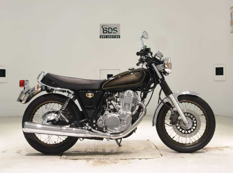 Мотоцикл Yamaha SR400 з пробігом 4331 km