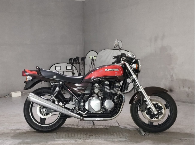 Мотоцикл Kawasaki ｾﾞﾌｧｰ750 з пробігом 16412 km