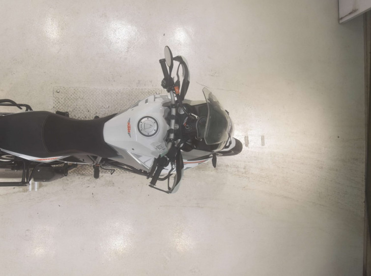 Мотоцикл KTM 1050 ADVENTURE з пробігом 11339 km з пробігом 11339 km