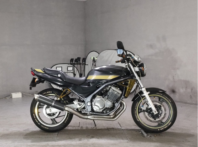 Мотоцикл Kawasaki BALIUS ZR250 с пробегом 16136 km