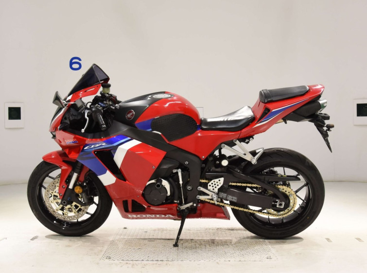 Мотоцикл Honda CBR600RR с пробегом 69144 km с пробегом 69144 km