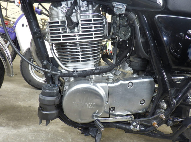 Мотоцикл Yamaha SR400 з пробігом 13787 km