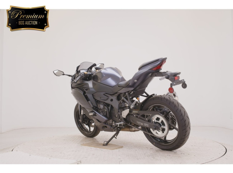 Мотоцикл Kawasaki ZX-25R-2SE с пробегом 382 km