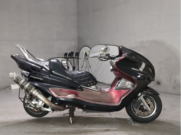 Мотоцикл Yamaha MAJESTY 250 с пробегом 23379 km