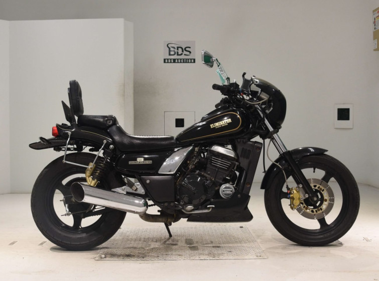 Мотоцикл Kawasaki ELIMINATOR 250SE с пробегом 14048 km с пробегом 14048 km