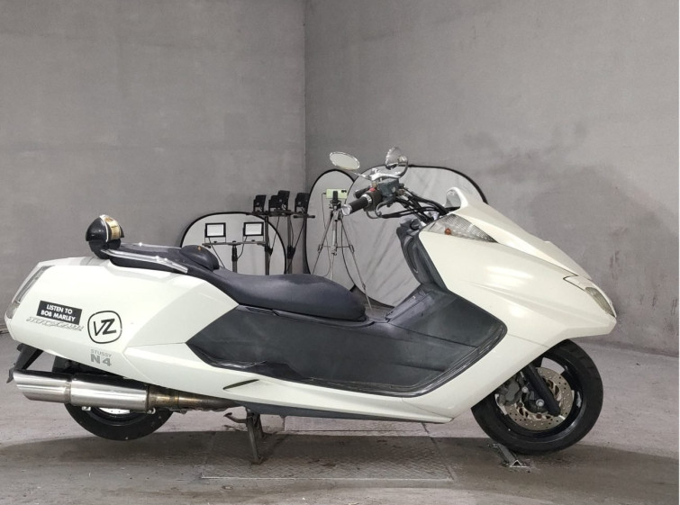 Мотоцикл Yamaha MAXAM250 TRIKE с пробегом 11176 km