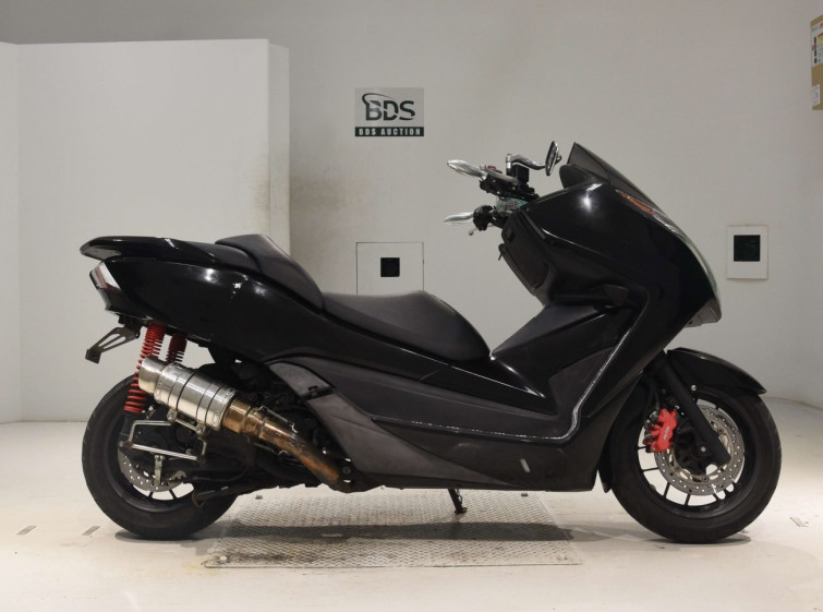 Мотоцикл Honda FORZA SI з пробігом 19910 km з пробігом 19910 km