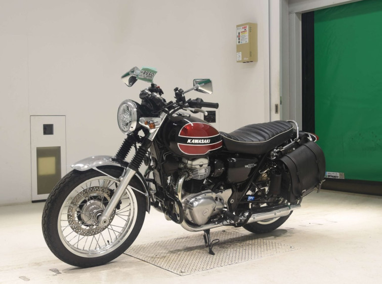 Мотоцикл Kawasaki W800 с пробегом 34650 km с пробегом 34650 km