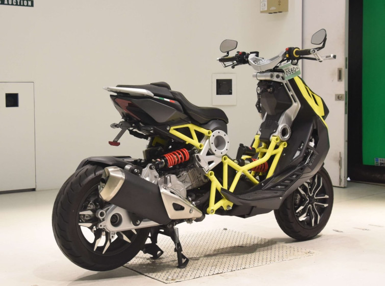 Мотоцикл Italjet DRAGSTAR200 з пробігом 4358 km з пробігом 4358 km