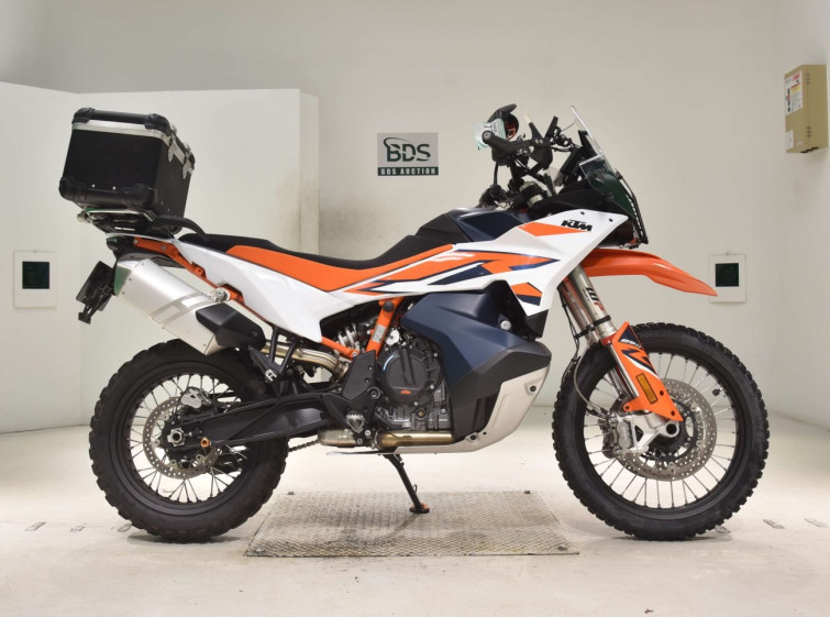 Мотоцикл KTM 890 ADVENTURE R з пробігом 11618 km