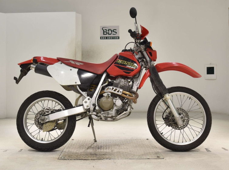 Мотоцикл Honda XR400R з пробігом 23150 km з пробігом 23150 km