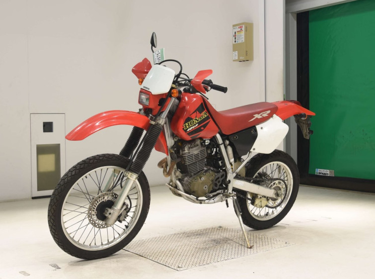 Мотоцикл Honda XR400R з пробігом 23150 km з пробігом 23150 km