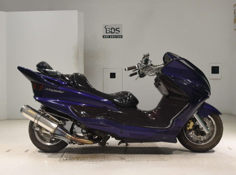 Мотоцикл Yamaha MAJESTY 250 с пробегом 37033 km