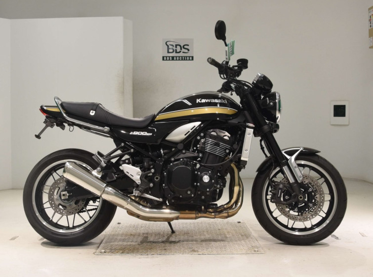 Мотоцикл Kawasaki Z900RS с пробегом 11203 km