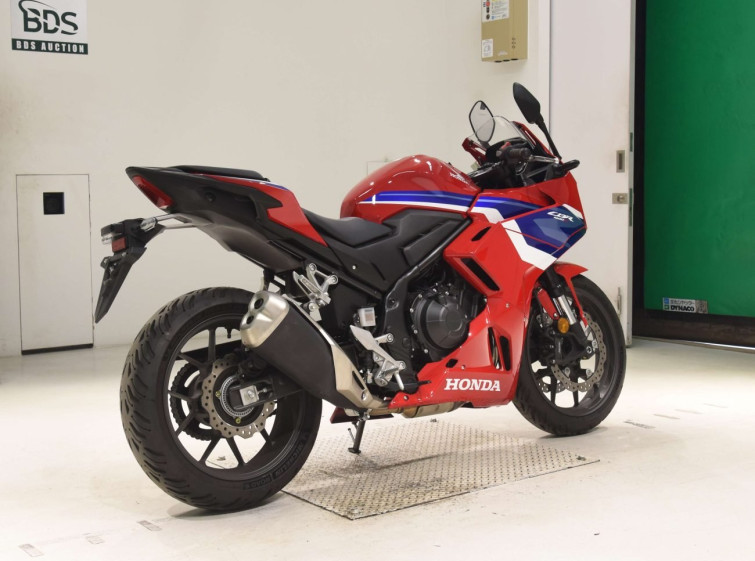 Мотоцикл Honda CBR400R-3 с пробегом 2247 km с пробегом 2247 km