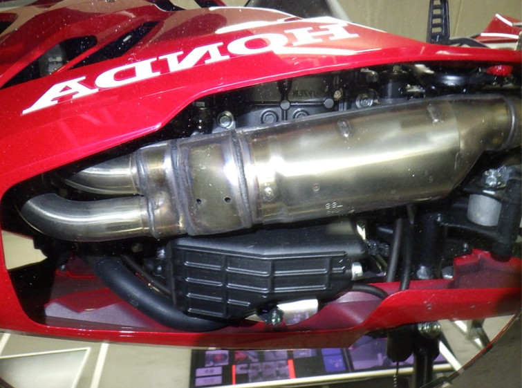 Мотоцикл Honda CBR400R-3 с пробегом 2247 km с пробегом 2247 km